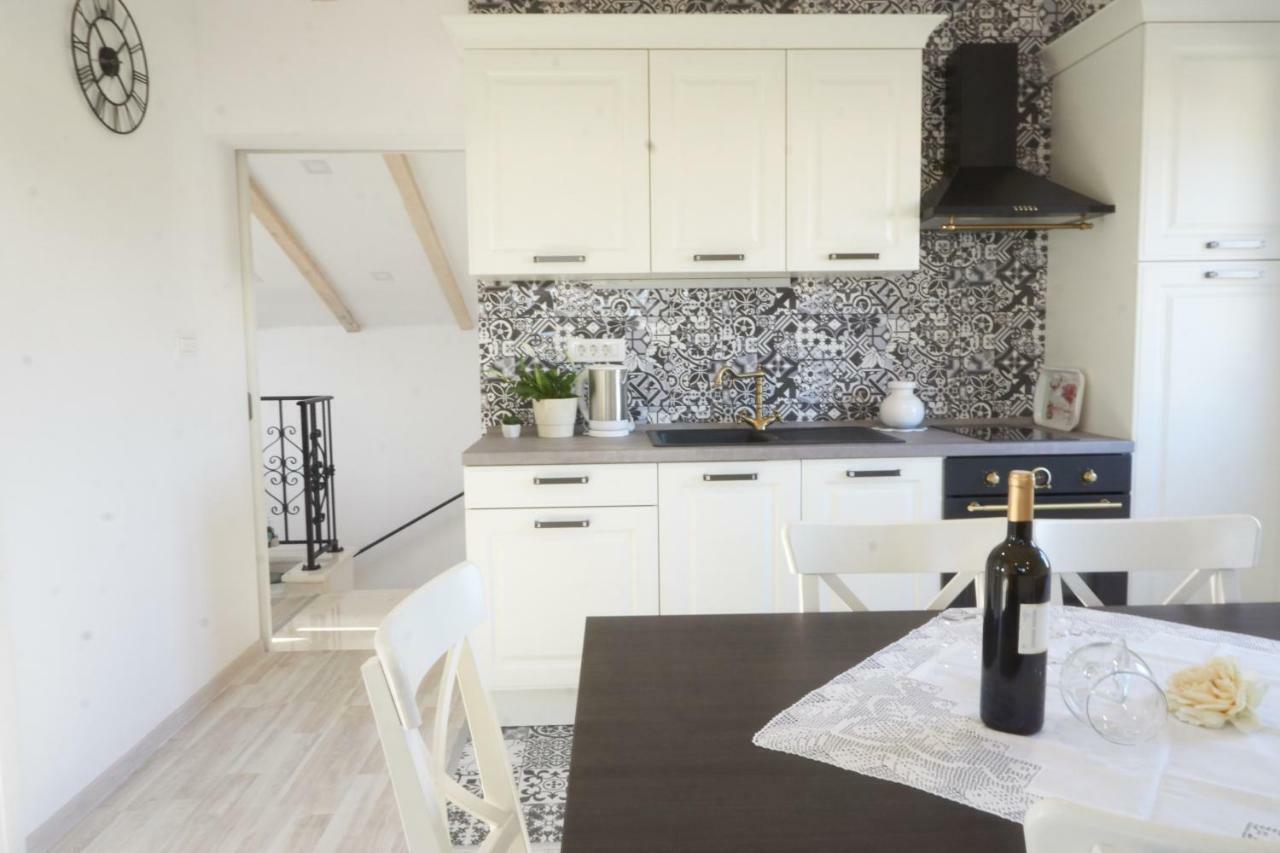 Apartman Balancana Каштела Экстерьер фото